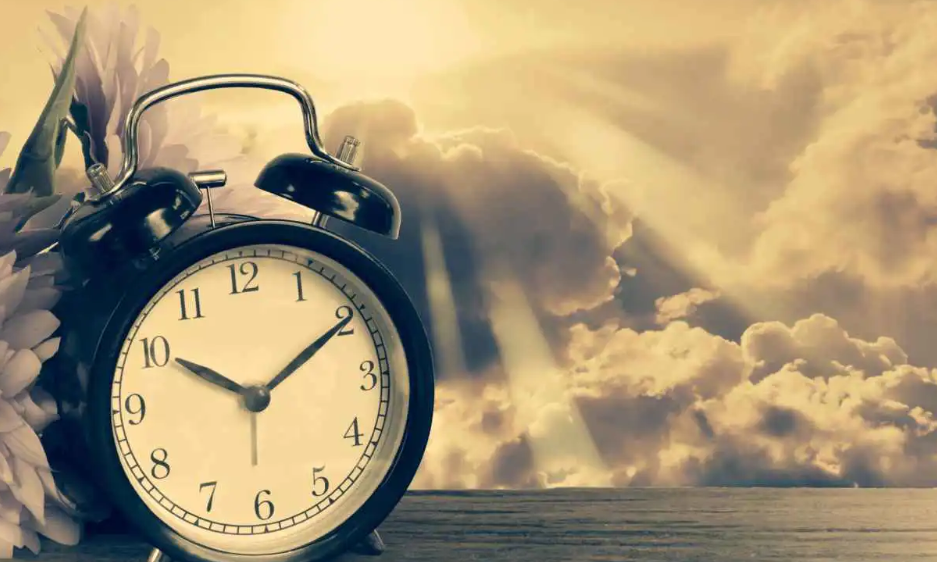 جرس الإنذار في الحلم تحذير وتنبيه