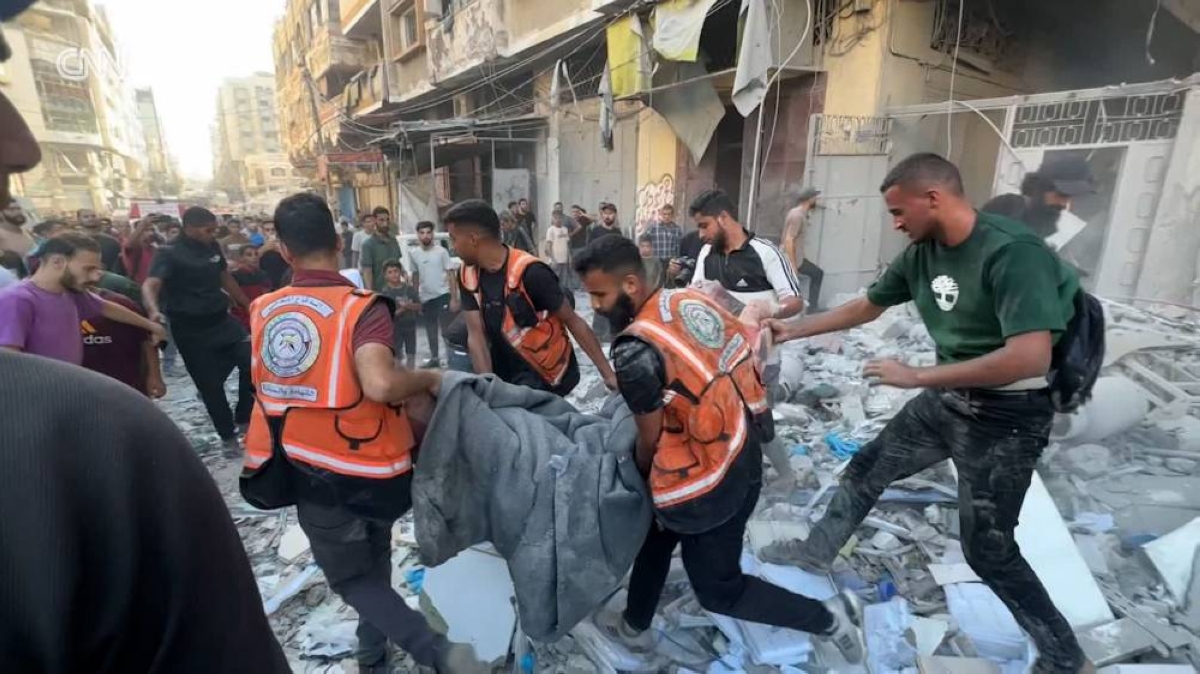  73 قتيلاً في غزة ..  خطة إسرائيل تقوّض السلام وتهدد الأسرى