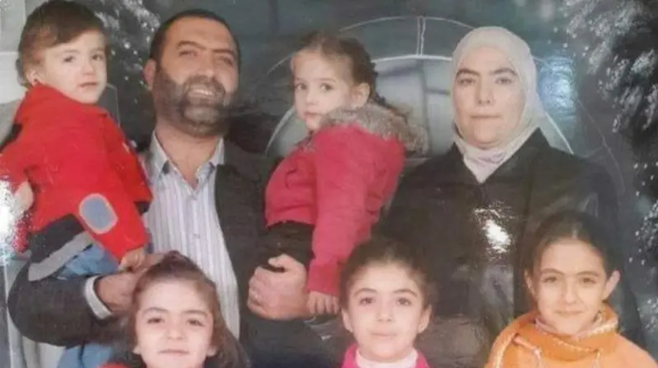 من الشطرنج لسجون الأسد ..  سر طبيبة اختفت مع 6 من أولادها