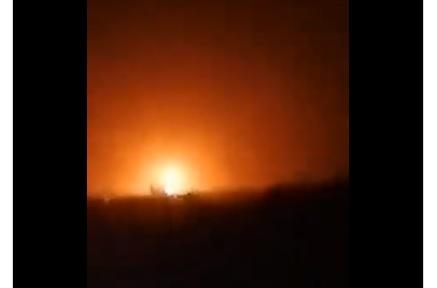 انفجارات بحقل العمر النفطي شرق دير الزور - فيديو