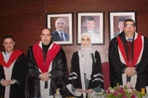 مريم الرشراش العبادي  ..  ألف مبارك درجة الماجستير بتقدير "امتياز"