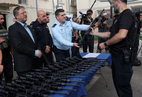 أخطر "سؤال أمريكي": هل بدأ الموساد يخضع لبن غفير وأمثاله؟ 