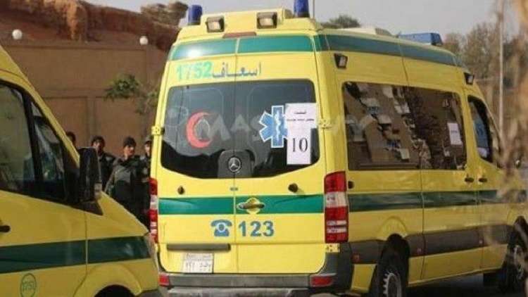 بعد ان خسر أمواله  ..  رجل أعمال يقتل زوجته و أبناءه الثلاث بالرصاص