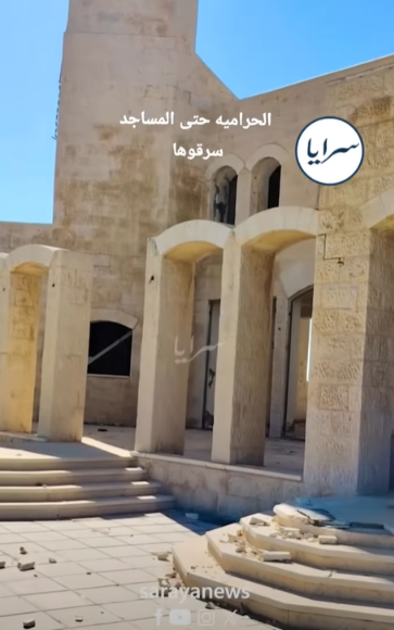 بعد نشر الزميل  الخالدي ..  وزير الأوقاف يوجّه بصيانة مسجد مهجور خلف المطار تمهيدًا لإعادة افتتاحه