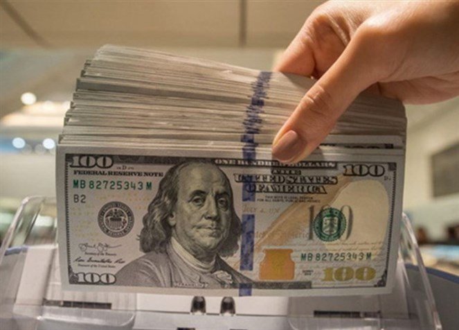 الدولار يهبط بعد تغيير سياسة مجلس الاحتياطي؛ واستقالة آبي ترفع الين