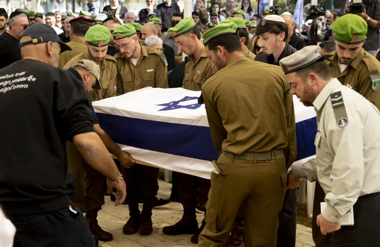 الرقم الذي أقلق تل أبيب: 690 جريحًا في المعارك مع حزب الله