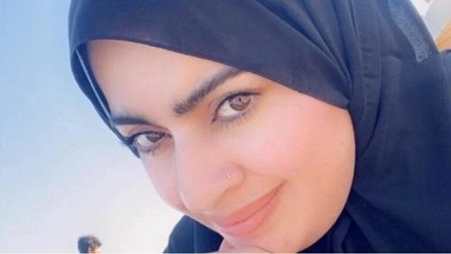 أميرة الناصر تعترف: قبلت قدم زوجي عشان الشو  .. فيديو