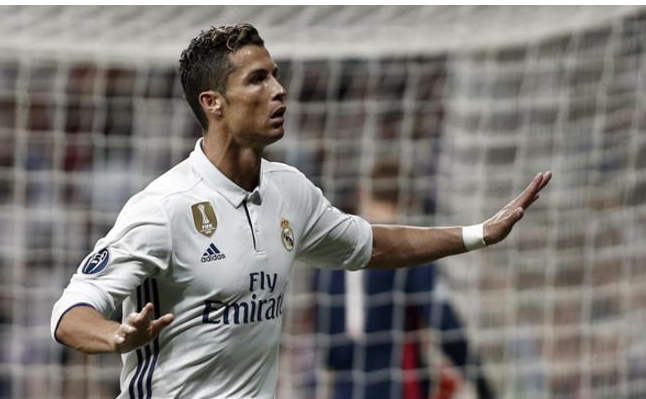 بالفيديو .. ريال مدريد يضع قدما في نهائي الأبطال بثلاثية رونالدو