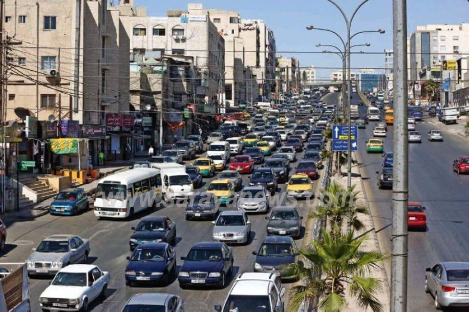 مواطنون يطالبون بانشاء جسر للمشاه بالقرب من اشارات معروف للحد من حوادث الدهس المتكررة 