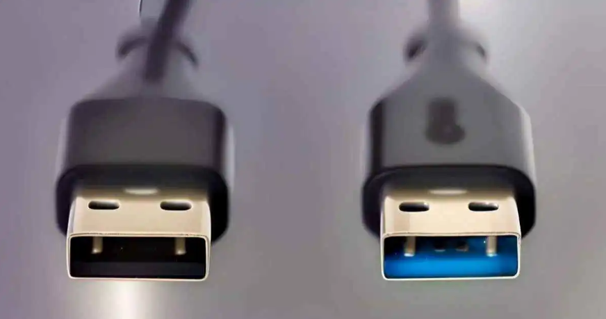 منافذ USB بالألوان ..  ماذا يعني الأزرق والأسود وأيهما أسرع؟