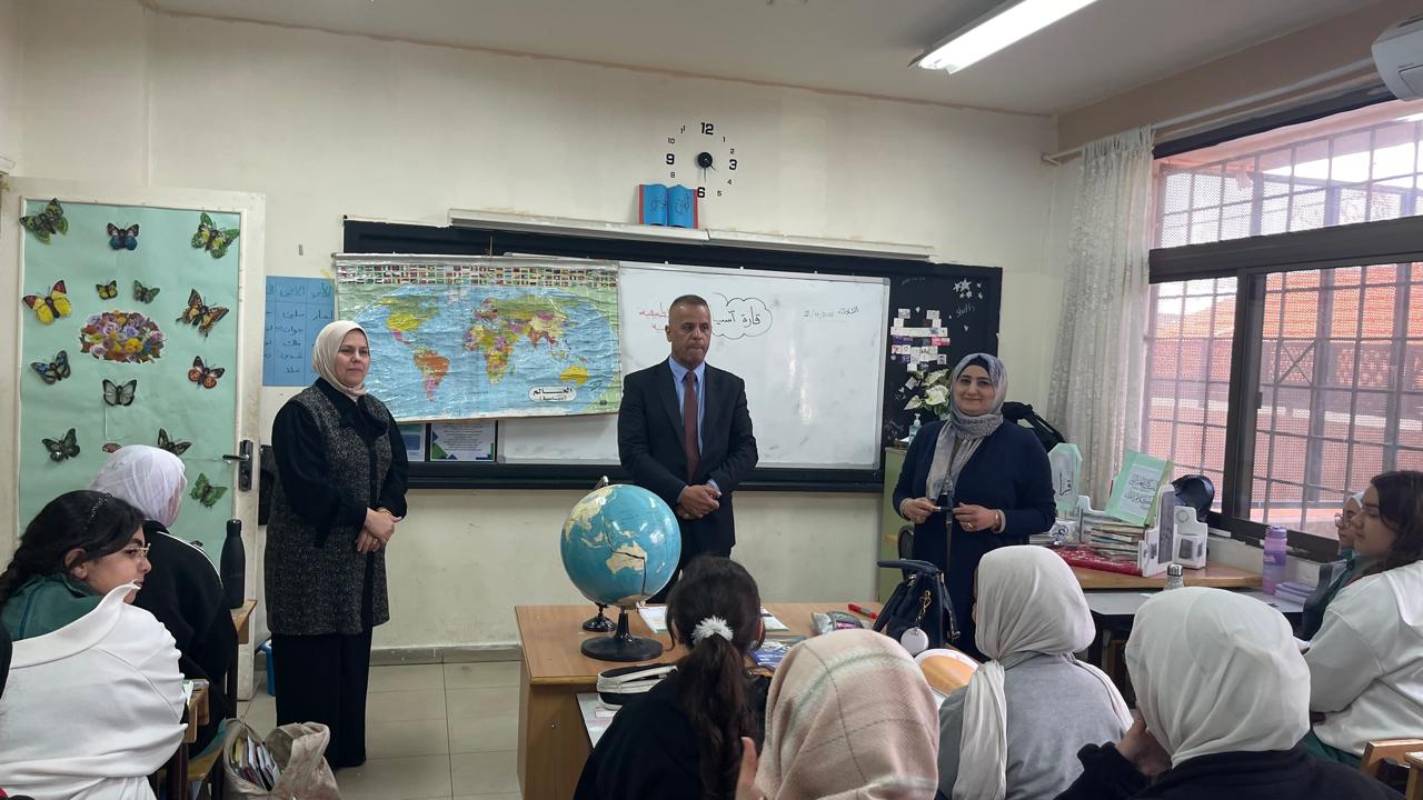 الهديرس يتفقد مدرستي دابوق الثانوية المختلطة والأساسية للبنين 