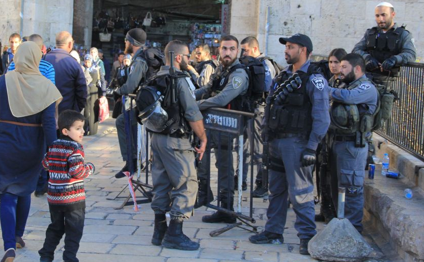 الاحتلال يعتقل سيدتين من القدس القديمة