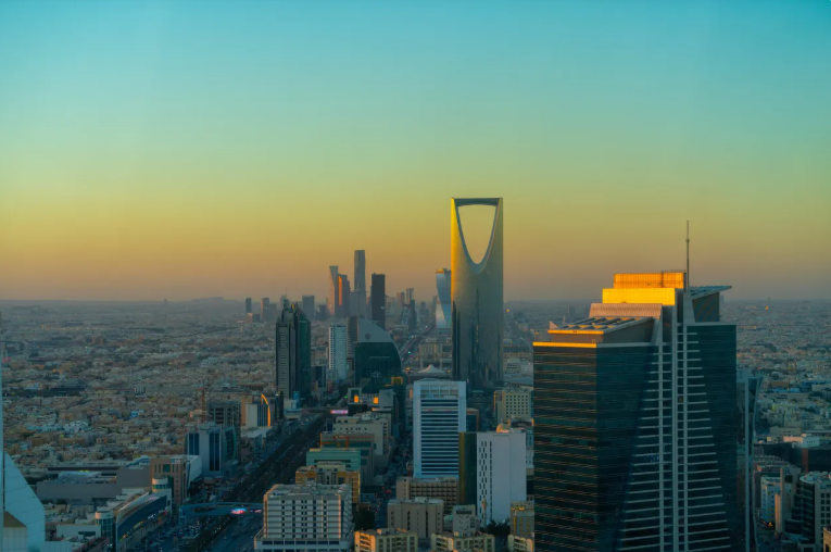 قوات التحالف تعلن اعتراض 6 مسيّرات في أجواء السعودية