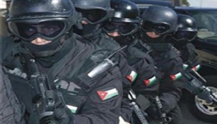 قوات امنيه تمشط منطقة الشونه الجنوبيه بحثا عن قاتل شقيقاته