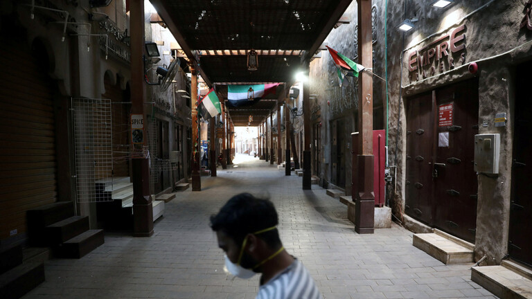دبي تمدد إغلاق الأنشطة التجارية حتى 18 أبريل