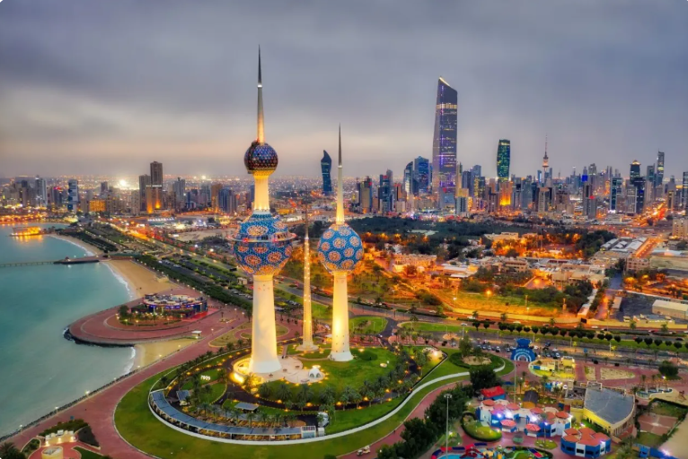 الكويت تسدد ديون دفعة جديدة من المواطنين الغارمين