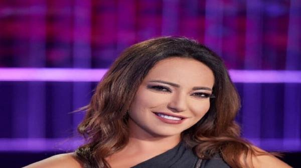 أمل عرفة معربة عن سعادتها لإدخال والدها في المنهج التعليمي: شكرا سوريا