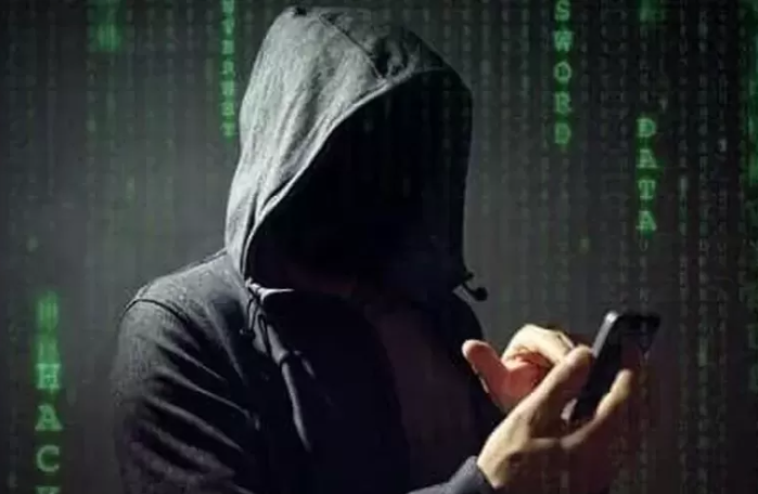 تحذير لأصحاب هواتف أندرويد: تطبيق خبيث يسرق بياناتكم الهامة