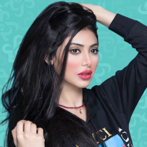 فنانة بحرينية لمتابعيها: أنتم تحبون الشاذات!!