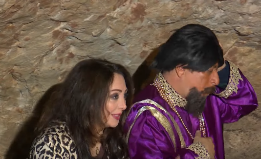 بوران بنت أبو عصام بدها تصور باب الحارة الهندي مع مخرج محشش , داخ وراح فيها رضوان