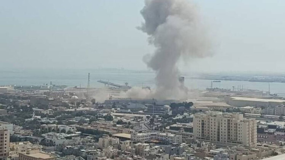 سماع دوي انفجارات قوية في الدوحة والمنامة 