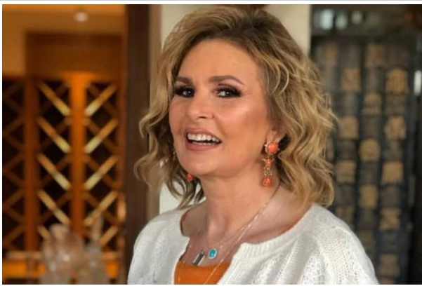 يسرا تبكي: واجهت شبح سرطان الدم بمفردي