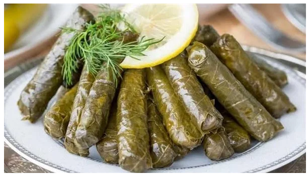 أسرار عمل محشي ورق العنب باللحمة المفرومة