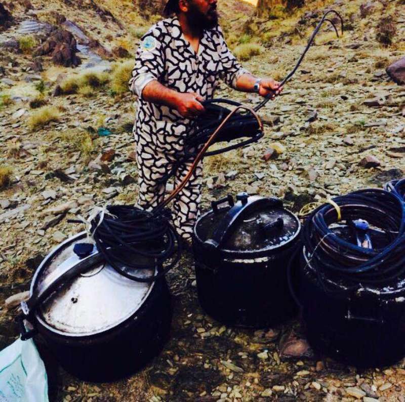 كشف ٤٥ مصنعاً للخمور تحوي أكثر من ٤٦ ألف لتر