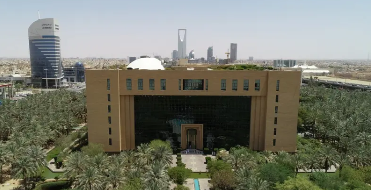 مكافآت تشجيعية لمكتشفي المخالفات البلدية في السعودية