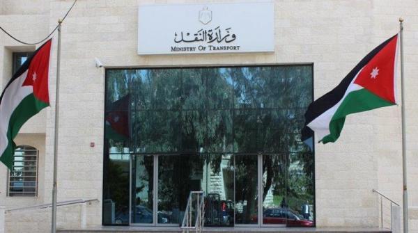 النقل: 15 مليون دينار للباص السريع بين عمان والزرقاء