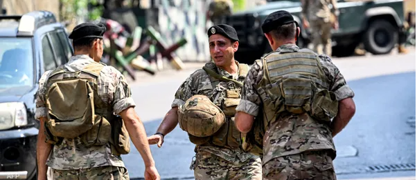 " إسرائيل "تعلق على إصابة جنود لبنانيين خلال استهداف مواقع حزب الله 