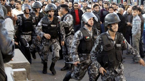 اعتقال شقيق "الدقامسة" خلال اعتصام السفارة الإسرائيلية