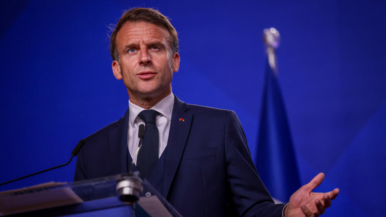 ماكرون يقود حراكا ثلاثيا مع بيروت ودمشق ..  ويحذر الاحتلال من "الغزو البري"