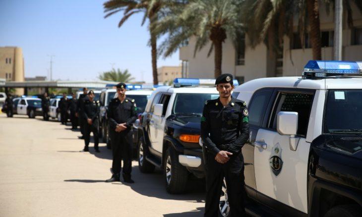 السعودية: القبض على 5 اشخاص انتحلوا صفة رجال أمن ليسرقوا منازل