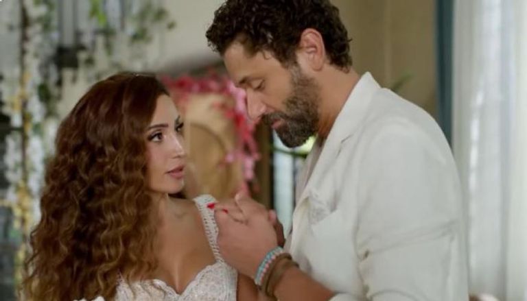 زواج كريم محمود عبدالعزيز ودينا الشربيني في شهر 7 القادم ..  حقيقة أم كذبة أبريل؟