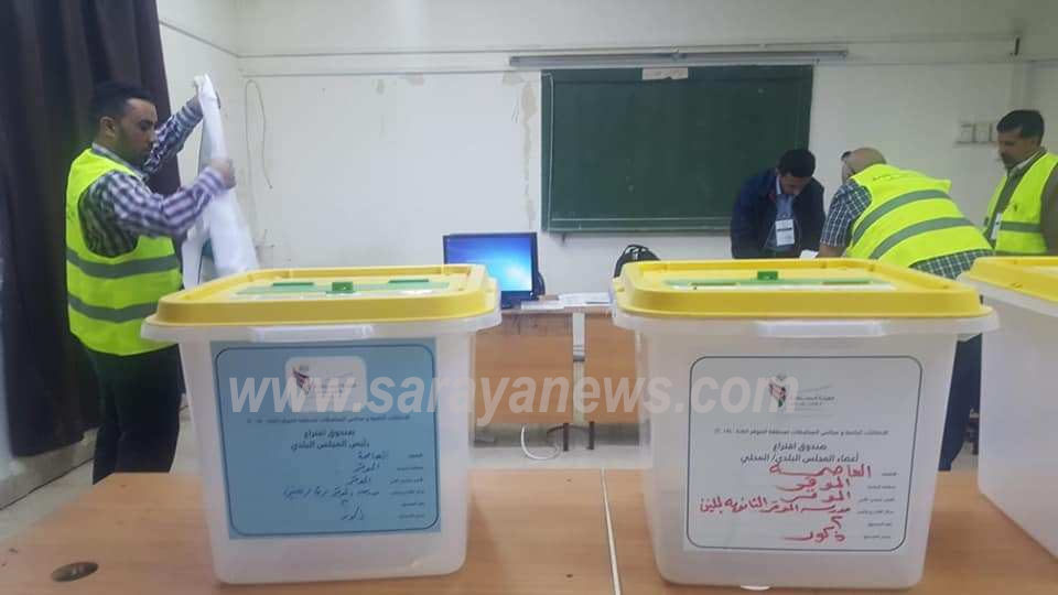 راصد : (40) مخالفة في مراكز الاقتراع بالموقر