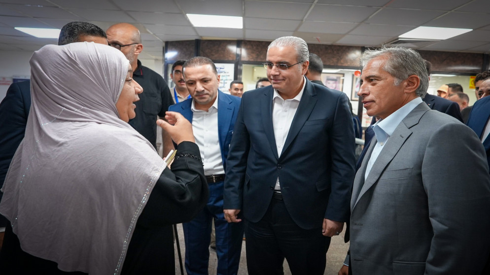 رئيس الوزراء يوجه بصيانة مستشفى الرمثا الحكومي وتطوير البنية التحتية للطرق