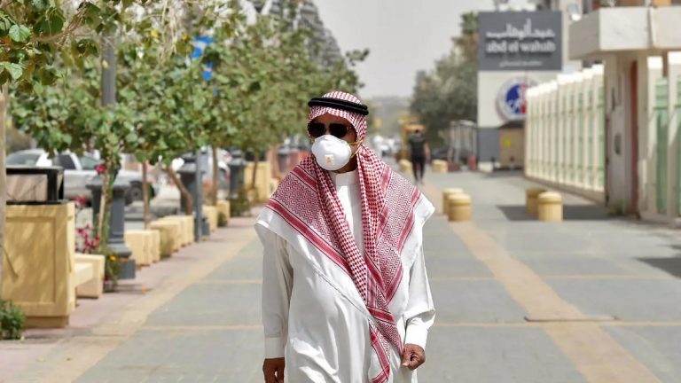 السعودية ..  حالة وفاة و99 إصابة جديدة بـ“كورونا“