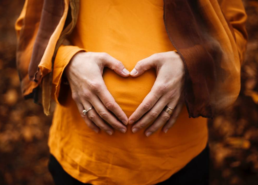 دلالة رؤية الحمل للمرأة المتزوجة غير الحامل