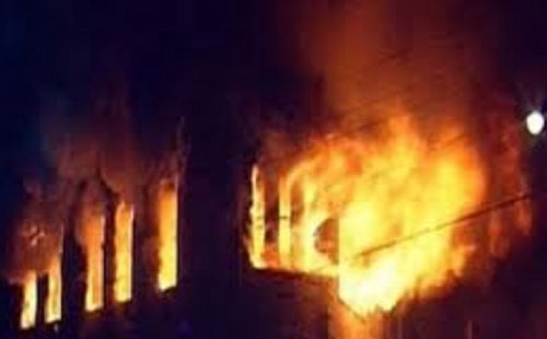 الزرقاء : حريق بشقة في عمارة نتيجة ذوبان اسلاك الكهرباء 