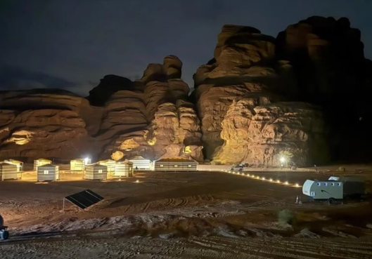 رحلات التخييم في تبوك: نجوم السماء أقرب مما تتخيل