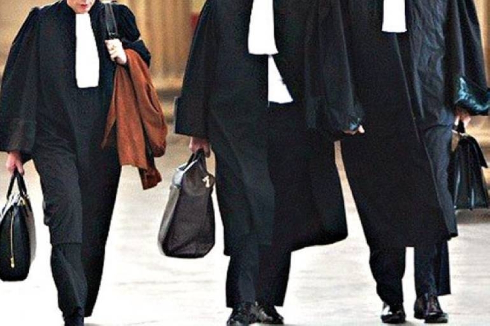 "قانونية المحامين" تبحث نظام الحد الأدنى للأتعاب