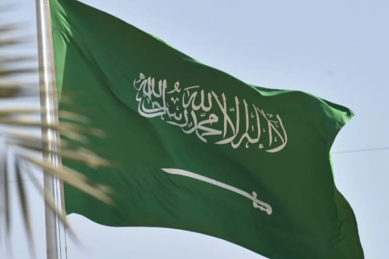 السعودية  ..  إعفاء وزير الصناعة وإسناد الحقيبة لوزير الطاقة