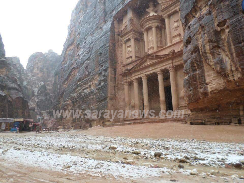 اليابان تؤكد سلامة سياحها في البترا