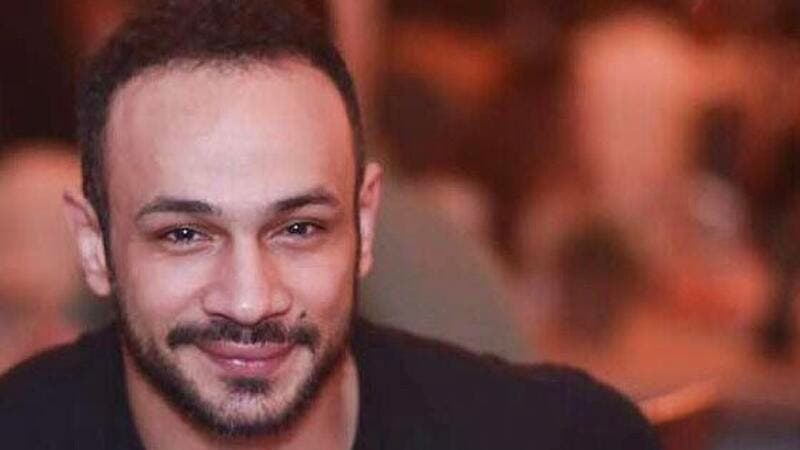 بالصور  ..  نجم "ستار اكاديمي"  ..  يعلن خطوبته من مقدمة برامج شهيرة