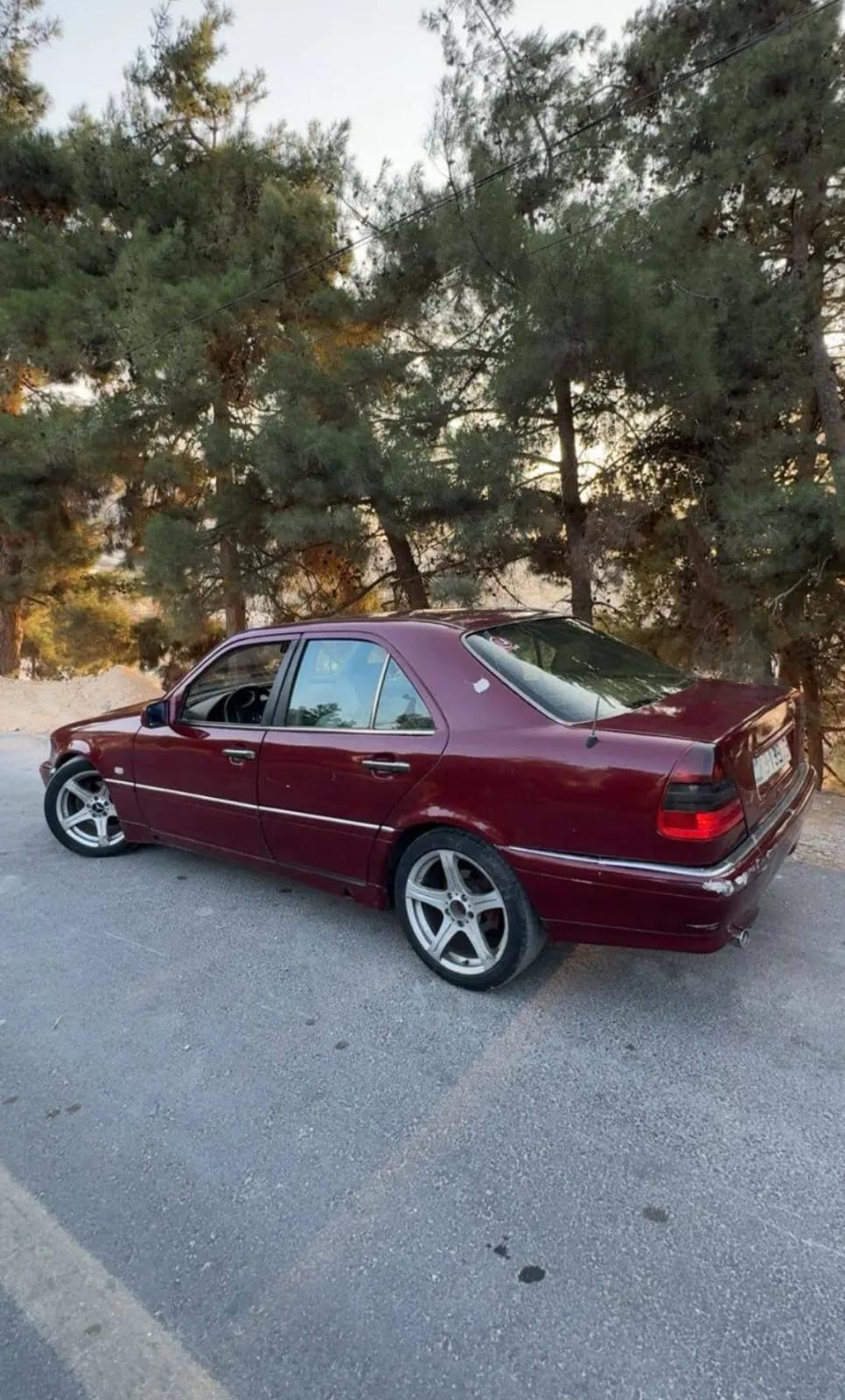 للبيع مرسيدس C200 1996