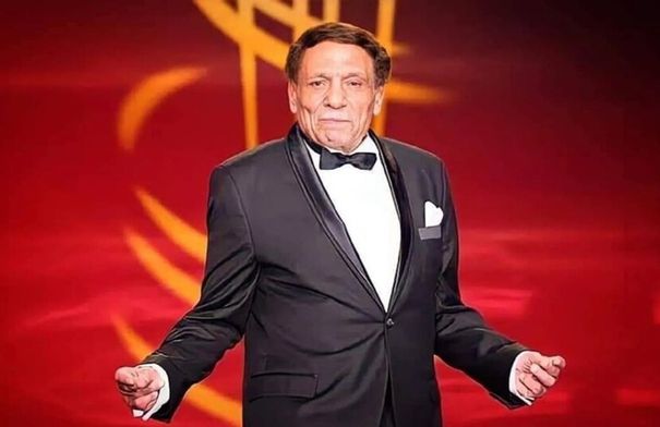 صورة جديدة للفنان عادل إمام تثير تفاعلا على السوشيال ميديا