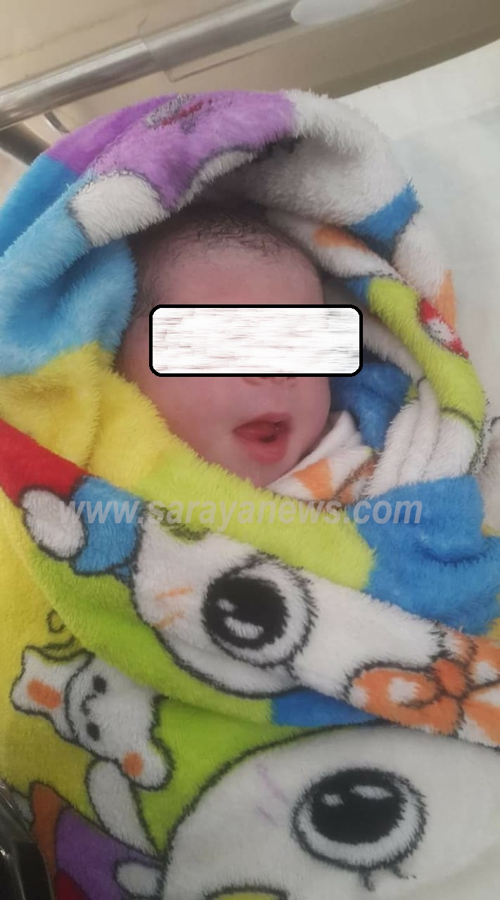 بالصور ..  أردني يرزق بطفلة يطلق عليها القدس 
