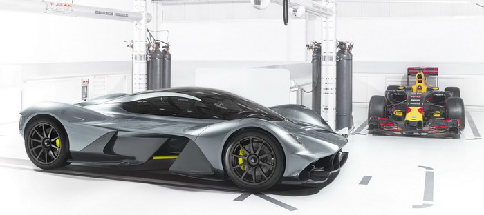 بالصور .. أستون مارتن AM-RB 001 . . سيارة العقد الخارقة تظهر لأول مرة في كندا