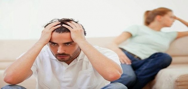 زوجتي عصبية وضربت أمي هل أطلقها؟